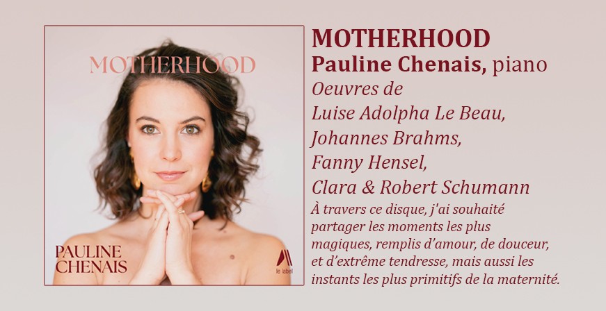 Motherhood / Pauline Chenais